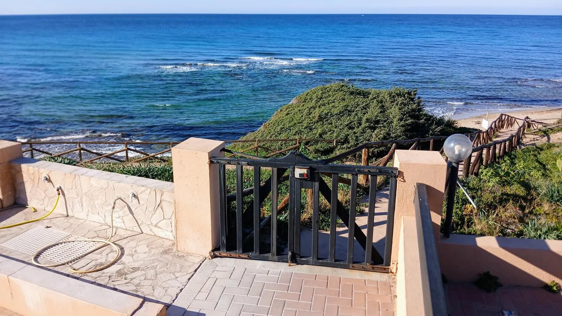 Le Case Di Lidia Due Appartamenti Con Piscina E Accesso Diretto Al Mare 卡斯特尔萨多 公寓